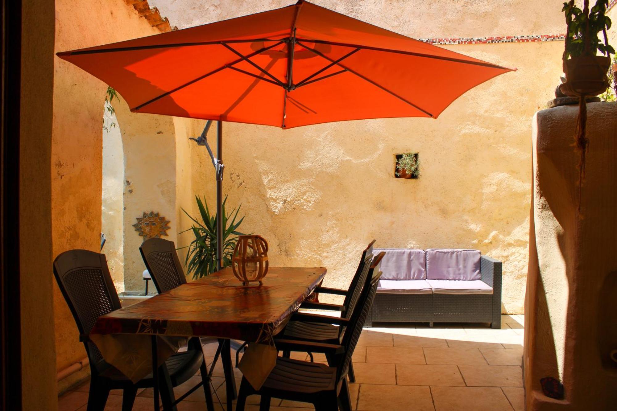 Holiday home Atypique Dans Maison Du 18eme Siecle *